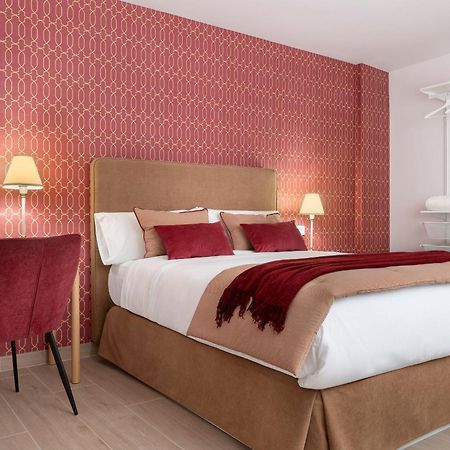 Alohamundi Plaza Nueva Apartment Sevilla Bagian luar foto