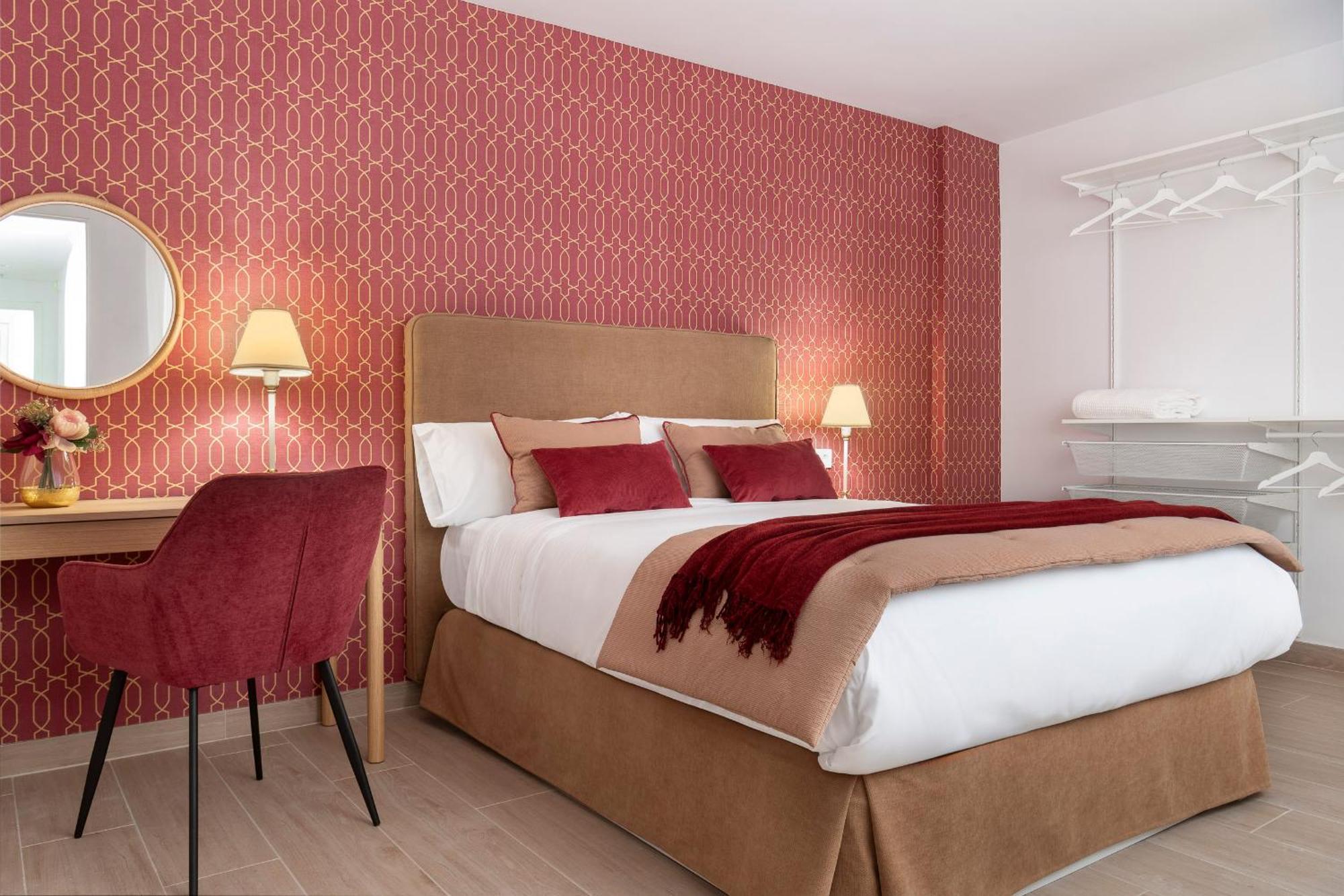 Alohamundi Plaza Nueva Apartment Sevilla Bagian luar foto